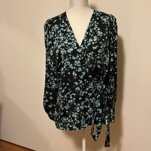 International Concepts, black print top, (New with Tags)